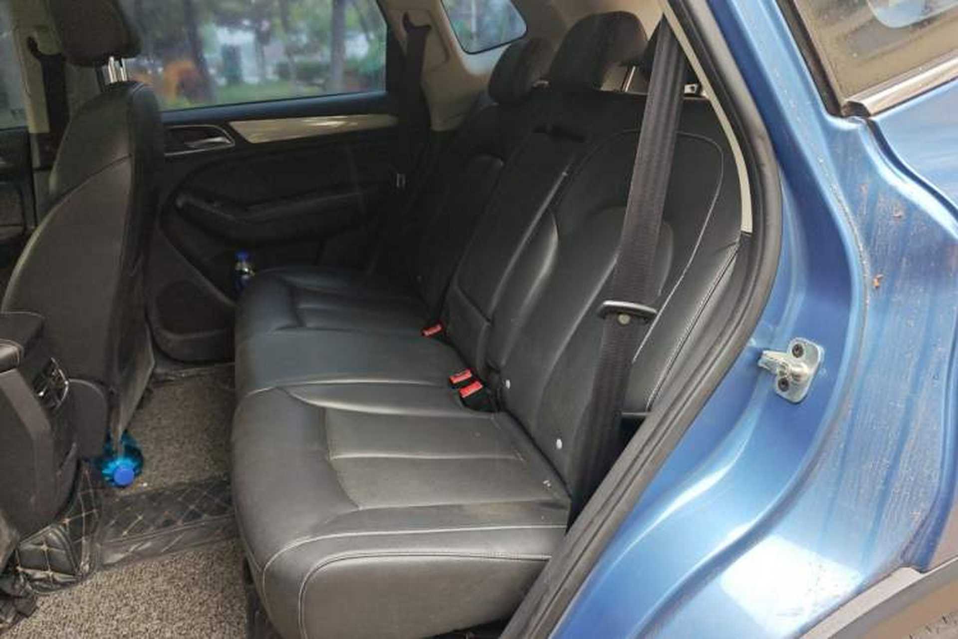Used Roewe RX5 2016 20T Two-Wheel Drive Automatic Internet Smart Edition Left Rear Seat