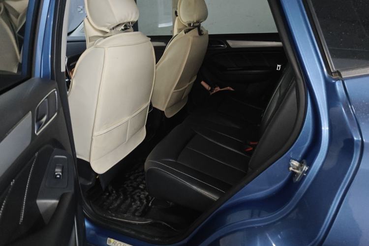 Used Roewe RX5 2016 20T Two-Wheel Drive Automatic Internet Smart Edition Left Rear Seat