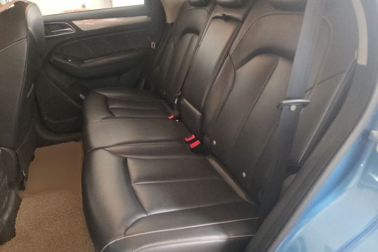Used Roewe RX5 2016 20T Two-Wheel Drive Automatic Internet Smart Edition Left Rear Seat