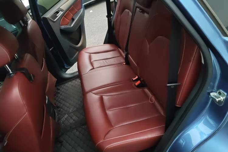 Used Roewe RX5 2016 30T Four-Wheel Drive Automatic Internet Smart Luxury Edition Left Rear Seat