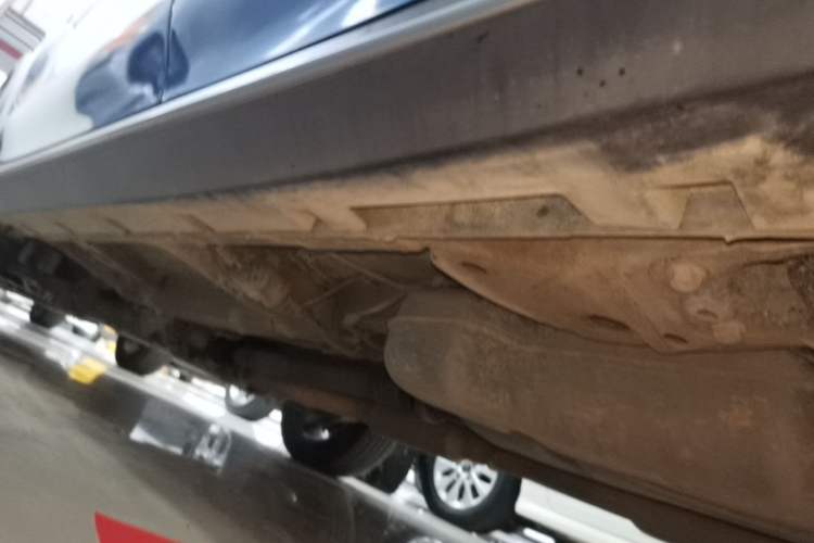 Used Roewe RX5 2016 30T Four-Wheel Drive Automatic Internet Smart Luxury Edition Left Side Sill