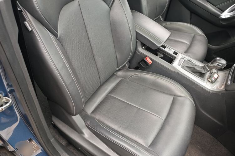 Used Roewe RX5 2016 20T Two-Wheel Drive Automatic Internet Smart Edition Right Front Seat