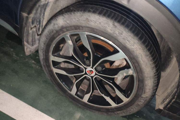 Used Roewe RX5 2016 30T Four-Wheel Drive Automatic Internet Smart Luxury Edition Right Front Wheel Hub