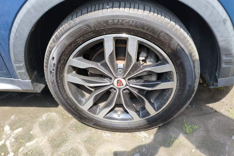 Used Roewe RX5 2016 30T Four-Wheel Drive Automatic Internet Smart Luxury Edition Right Front Wheel Hub