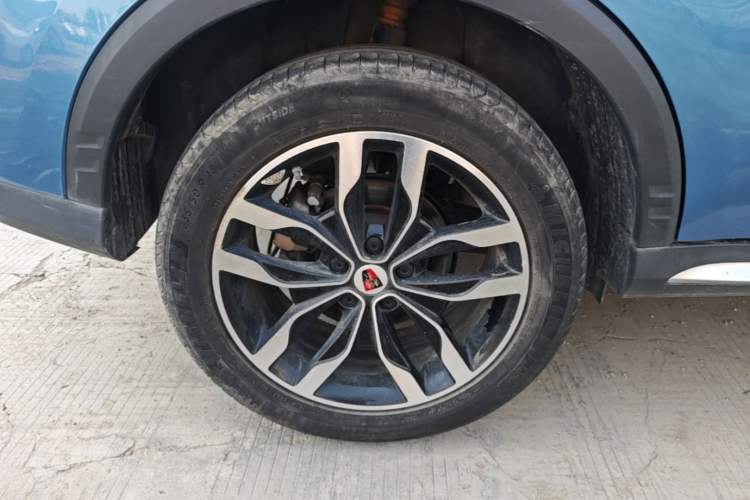 Used Roewe RX5 2016 30T Four-Wheel Drive Automatic Internet Smart Luxury Edition Right Rear Wheel Hub