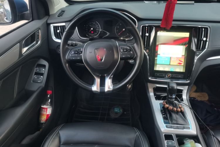 Used Roewe RX5 2016 20T Two-Wheel Drive Automatic Internet Smart Edition Steering Wheel