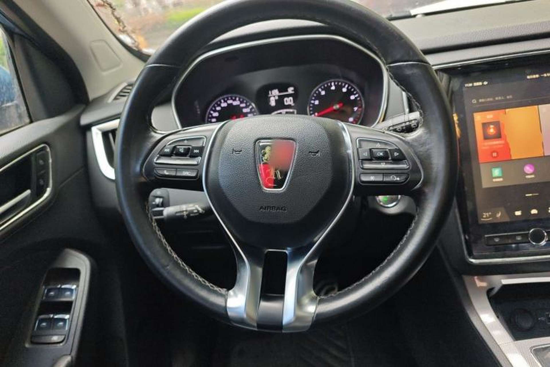 Used Roewe RX5 2016 20T Two-Wheel Drive Automatic Internet Smart Edition Steering Wheel