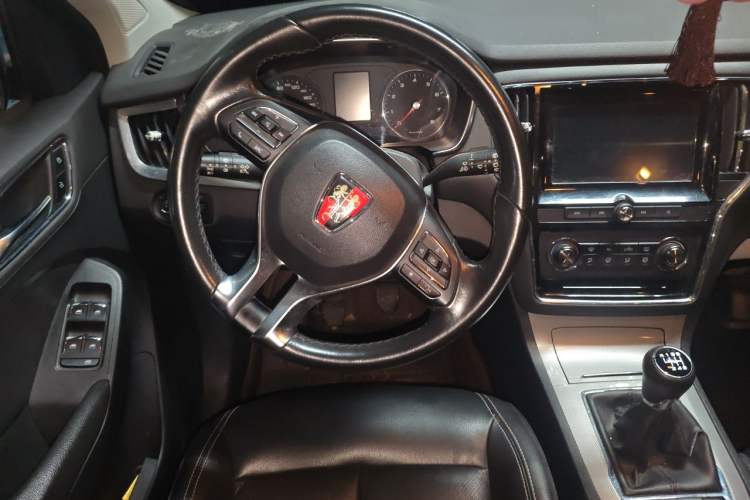 Used Roewe RX5 2016 20T Two-Wheel Drive Manual Flagship Edition Steering Wheel
