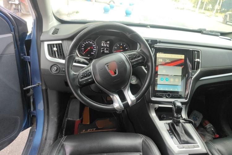 Used Roewe RX5 2016 20T Two-Wheel Drive Automatic Internet Smart Edition Steering Wheel