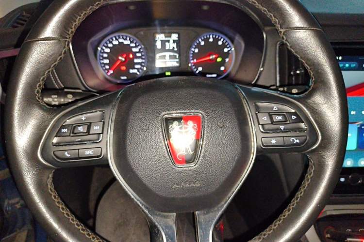 Used Roewe RX5 2016 20T Two-Wheel Drive Automatic Internet Smart Edition Steering Wheel