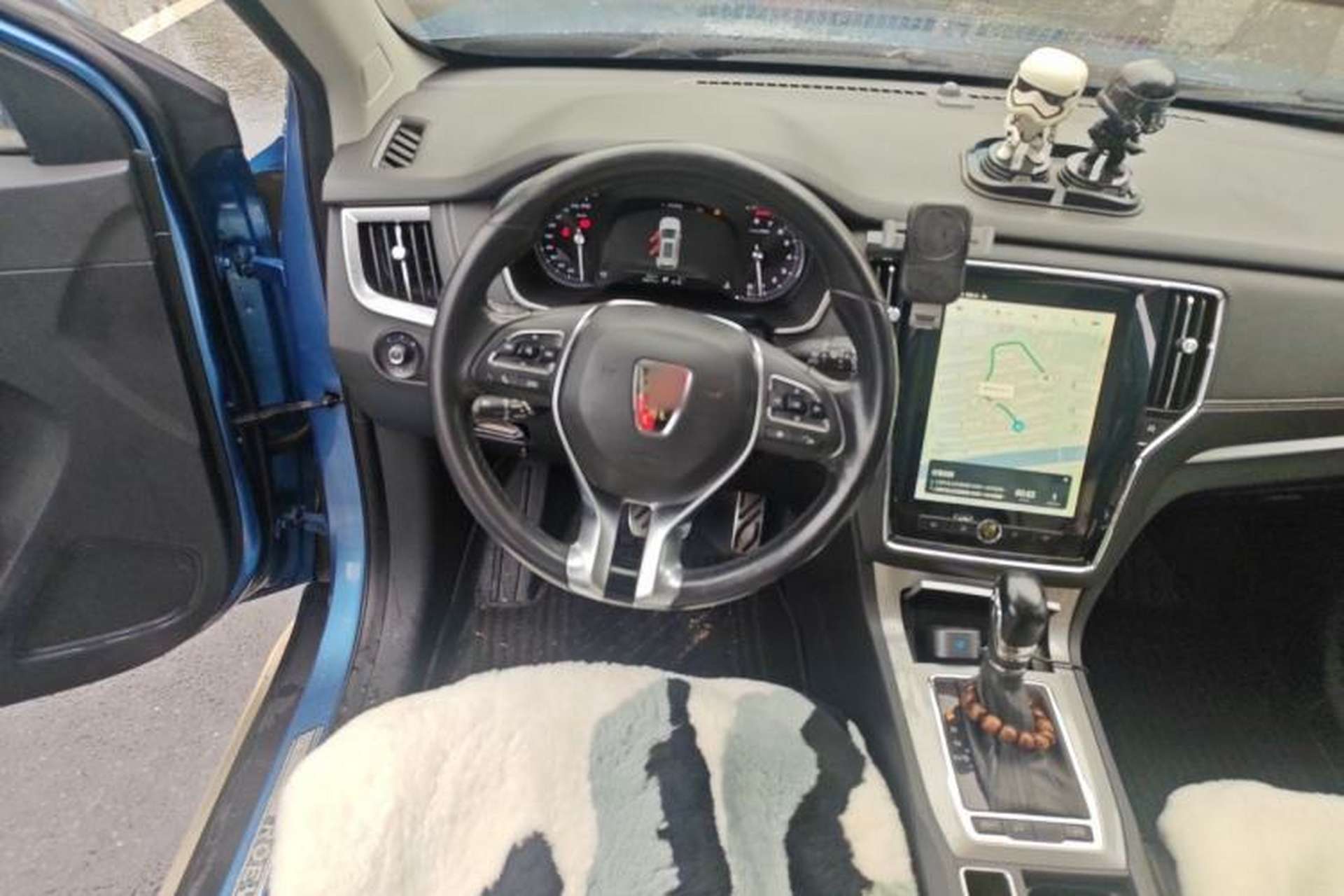 Used Roewe RX5 2016 30T Two-Wheel Drive Automatic Internet Smart Edition Steering Wheel