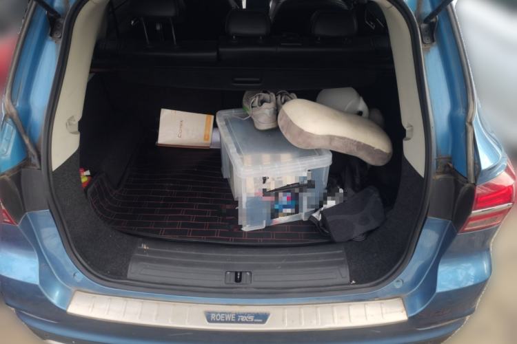 Used Roewe RX5 2016 20T Two-Wheel Drive Automatic Internet Smart Edition Trunk