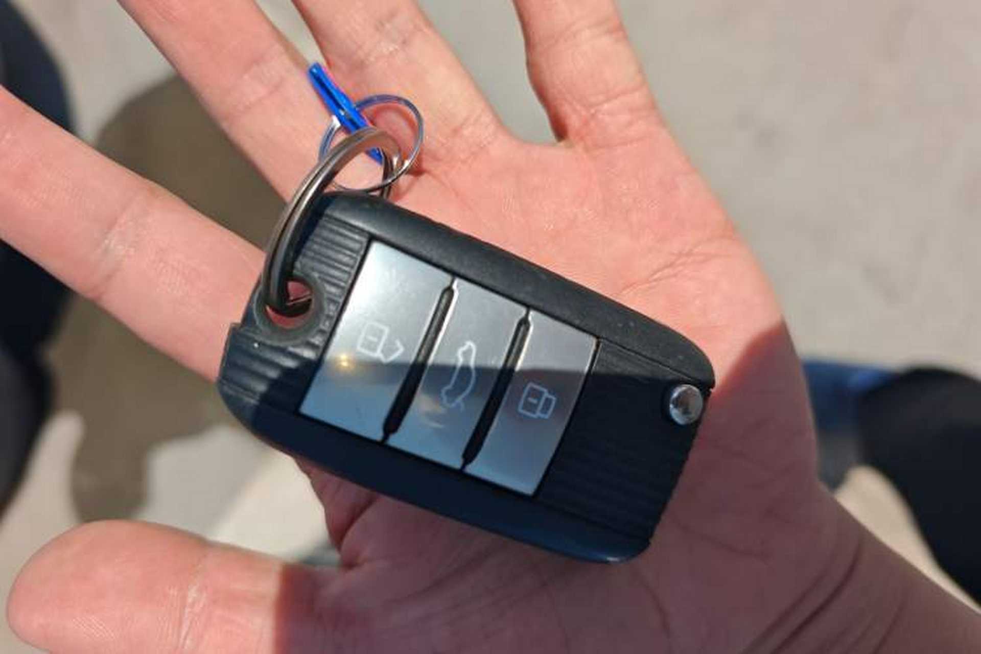 Used Roewe RX5 2016 20T Two-Wheel Drive Automatic Internet Smart Edition Vehicle Key