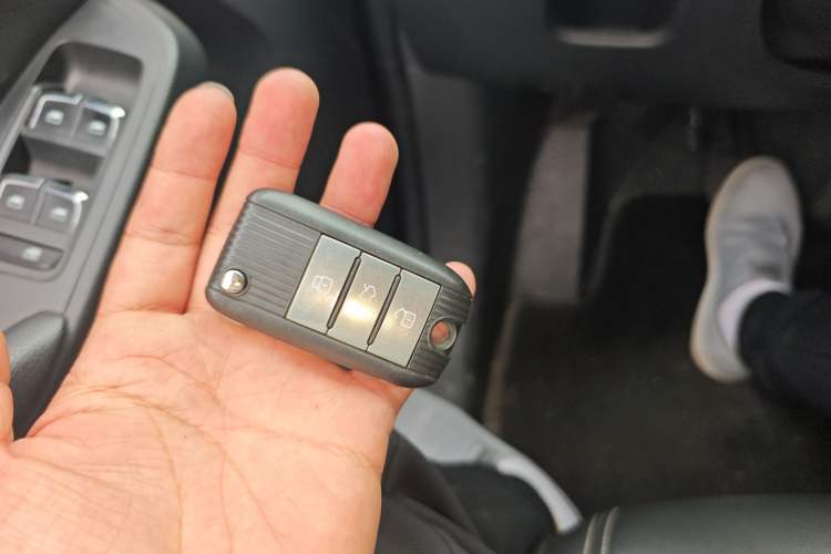 Used Roewe RX5 2016 20T Two-Wheel Drive Automatic Flagship Edition Vehicle Key