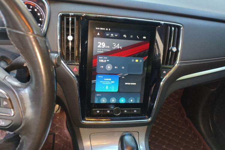 Used Roewe RX5 2016 30T Two-Wheel Drive Automatic Internet Smart Edition Audio And AC Panel