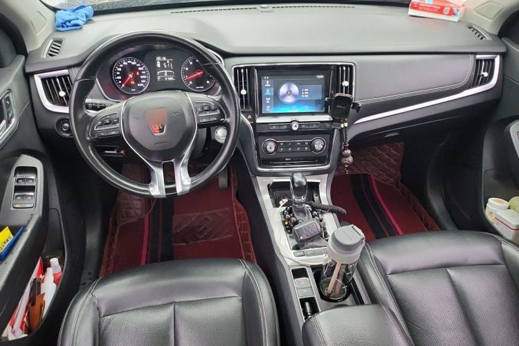Used Roewe RX5 2016 20T Two-Wheel Drive Automatic Flagship Edition Center Console
