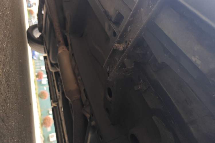 Used Roewe RX5 2016 20T Two-Wheel Drive Automatic Internet Smart Edition Chassis Front Right