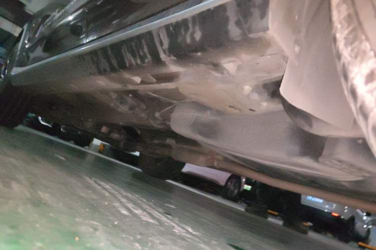 Used Roewe RX5 2016 20T Two-Wheel Drive Automatic Internet Smart Edition Chassis Rear Left