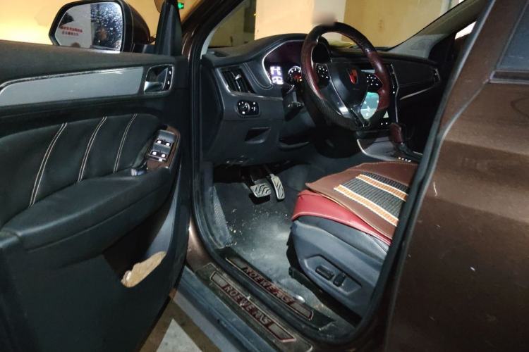 Used Roewe RX5 2016 20T Two-Wheel Drive Automatic Internet Smart Edition Driver Seat