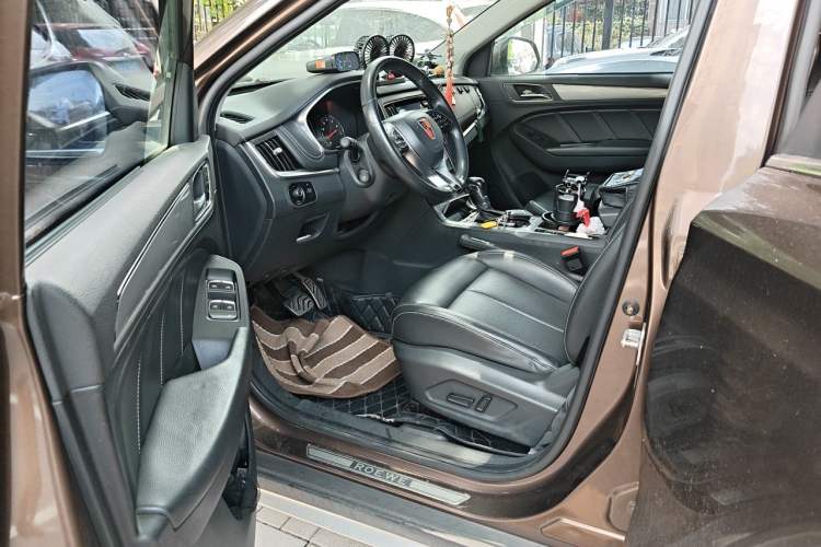 Used Roewe RX5 2016 20T Two-Wheel Drive Automatic Internet Smart Edition Driver Seat