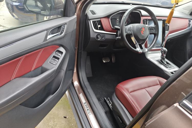 Used Roewe RX5 2016 30T Four-Wheel Drive Automatic Internet Smart Luxury Edition Driver Seat