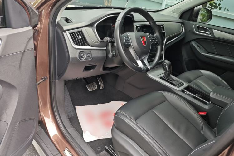 Used Roewe RX5 2016 30T Two-Wheel Drive Automatic Internet Smart Edition Driver Seat