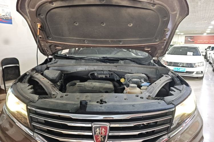 Used Roewe RX5 2016 20T Two-Wheel Drive Automatic Internet Smart Edition Engine Bay