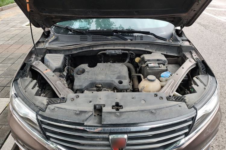 Used Roewe RX5 2016 20T Two-Wheel Drive Automatic Internet Smart Edition Engine Bay