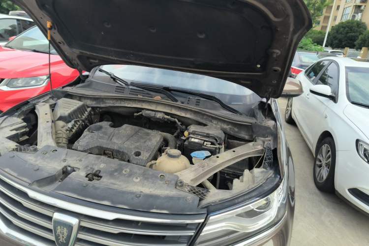 Used Roewe RX5 2016 20T Two-Wheel Drive Automatic Internet Smart Edition Engine Bay Left