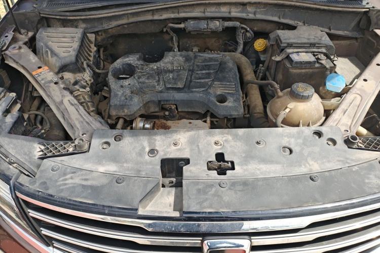 Used Roewe RX5 2016 20T Two-Wheel Drive Automatic Internet Smart Edition Engine Bay
