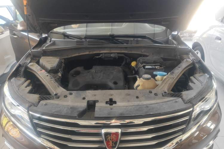 Used Roewe RX5 2016 20T Two-Wheel Drive Automatic Internet Smart Edition Engine Bay