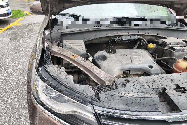 Used Roewe RX5 2016 20T Two-Wheel Drive Automatic Internet Smart Edition Engine Bay Right