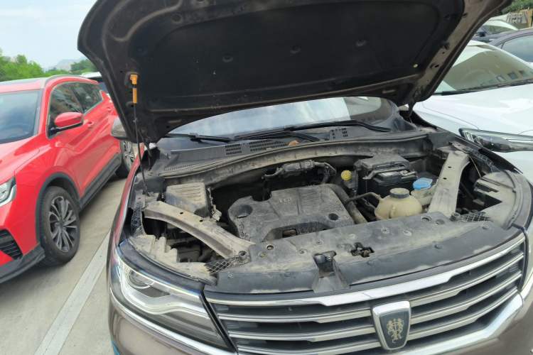 Used Roewe RX5 2016 20T Two-Wheel Drive Automatic Internet Smart Edition Engine Bay Right