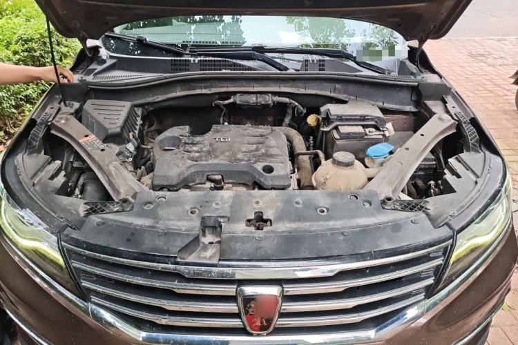 Used Roewe RX5 2016 20T Two-Wheel Drive Automatic Internet Smart Edition Engine Bay