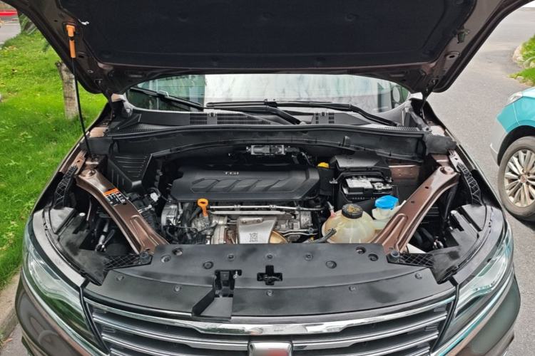 Used Roewe RX5 2016 30T Two-Wheel Drive Automatic Internet Smart Edition Engine Bay