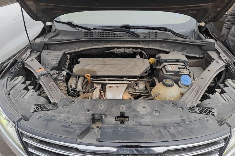 Used Roewe RX5 2016 30T Four-Wheel Drive Automatic Internet Smart Luxury Edition Engine Bay