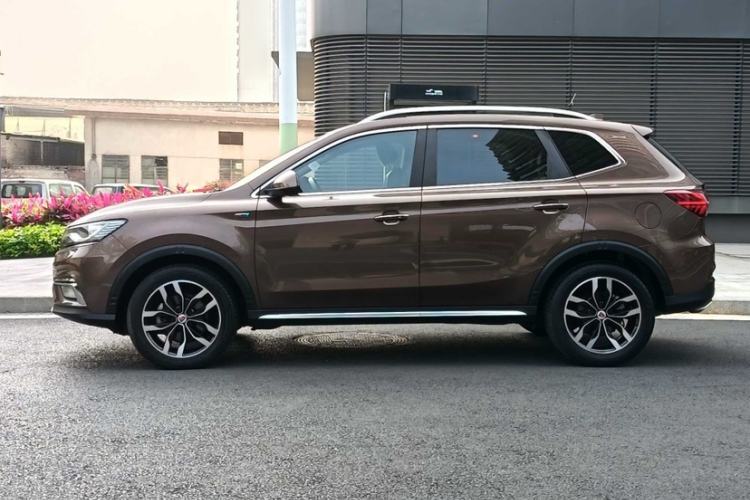 Used Roewe RX5 2016 30T Two-Wheel Drive Automatic Internet Smart Edition Exterior 8