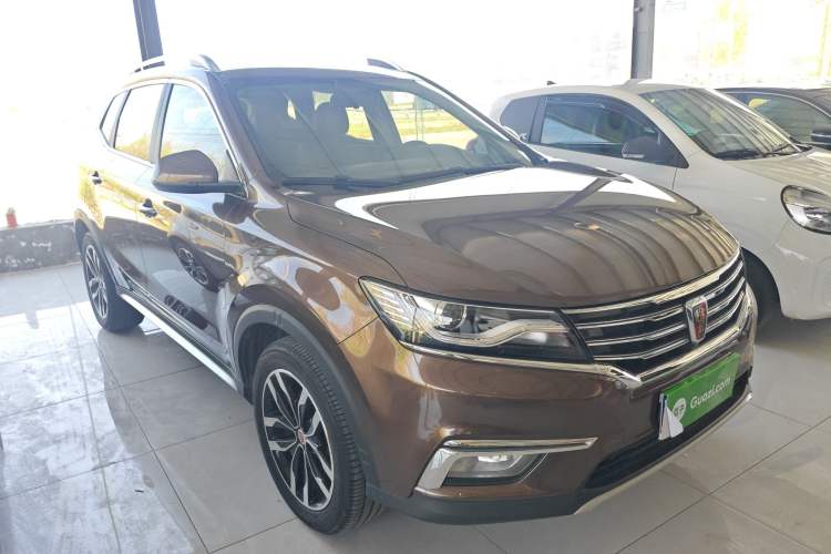 Used Roewe RX5 2016 20T Two-Wheel Drive Automatic Internet Smart Edition Front Right 45 Deg