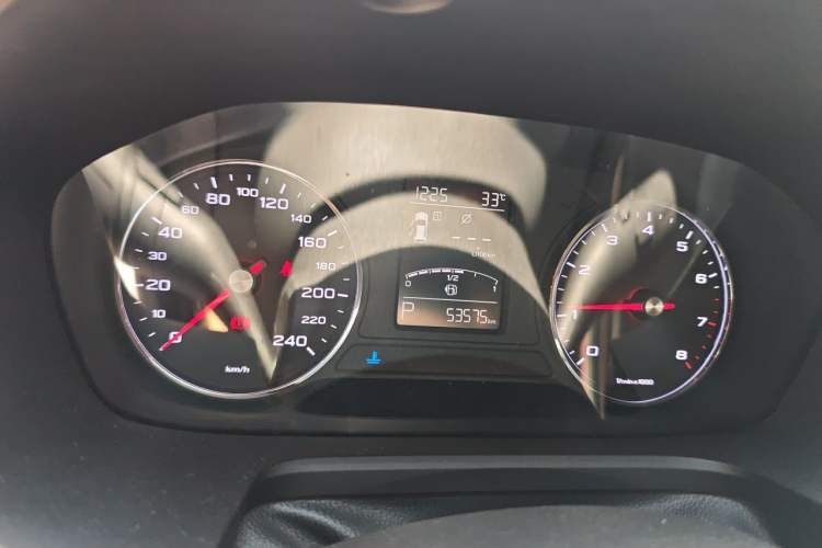 Used Roewe RX5 2016 20T Two-Wheel Drive Automatic Internet Smart Edition Instrument Cluster