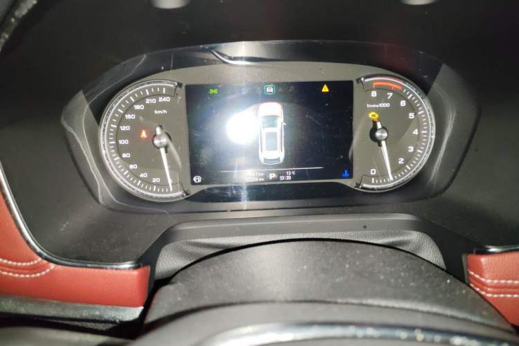 Used Roewe RX5 2016 30T Four-Wheel Drive Automatic Internet Smart Luxury Edition Instrument Cluster
