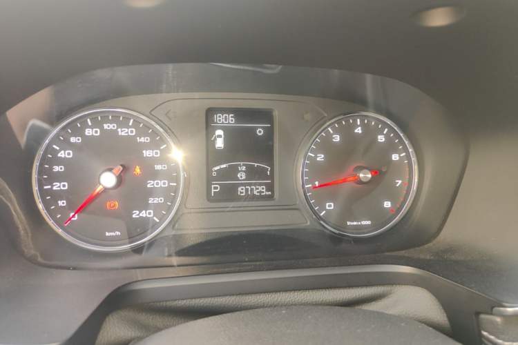 Used Roewe RX5 2016 20T Two-Wheel Drive Automatic Flagship Edition Instrument Cluster