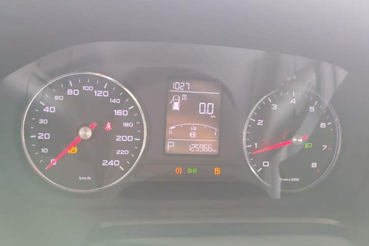 Used Roewe RX5 2016 20T Two-Wheel Drive Automatic Flagship Edition Instrument Cluster