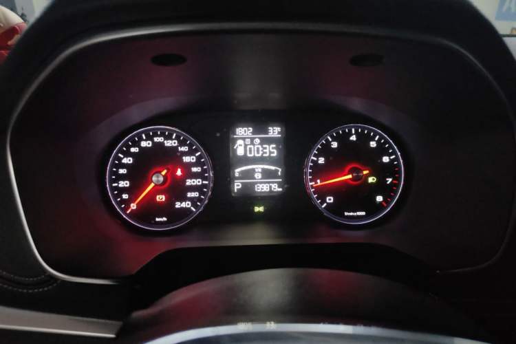 Used Roewe RX5 2016 20T Two-Wheel Drive Automatic Internet Smart Edition Instrument Cluster