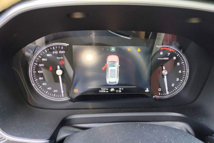 Used Roewe RX5 2016 30T Two-Wheel Drive Automatic Internet Smart Edition Instrument Cluster