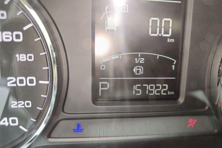Used Roewe RX5 2016 20T Two-Wheel Drive Automatic Flagship Edition Instrument Cluster