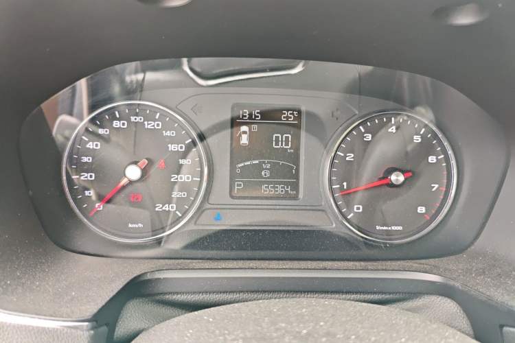 Used Roewe RX5 2016 20T Two-Wheel Drive Automatic Internet Smart Edition Instrument Cluster