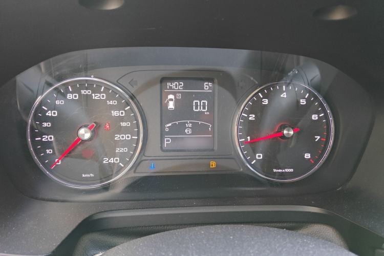 Used Roewe RX5 2016 20T Two-Wheel Drive Automatic Internet Smart Edition Instrument Cluster