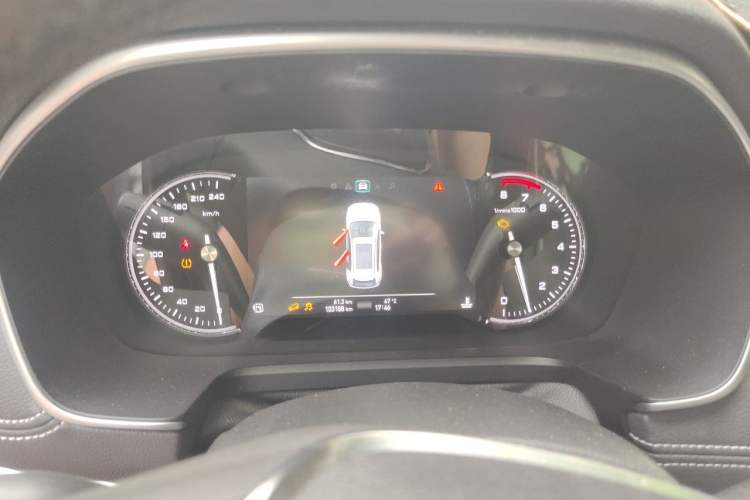 Used Roewe RX5 2016 30T Two-Wheel Drive Automatic Internet Smart Edition Instrument Cluster