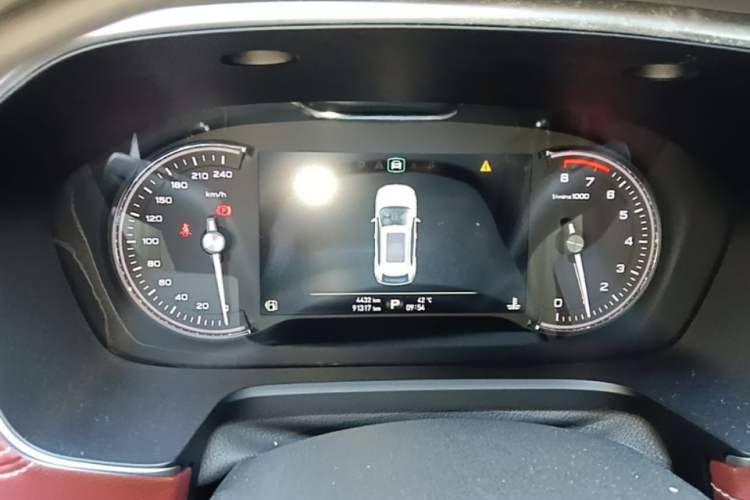 Used Roewe RX5 2016 30T Four-Wheel Drive Automatic Internet Smart Luxury Edition Instrument Cluster