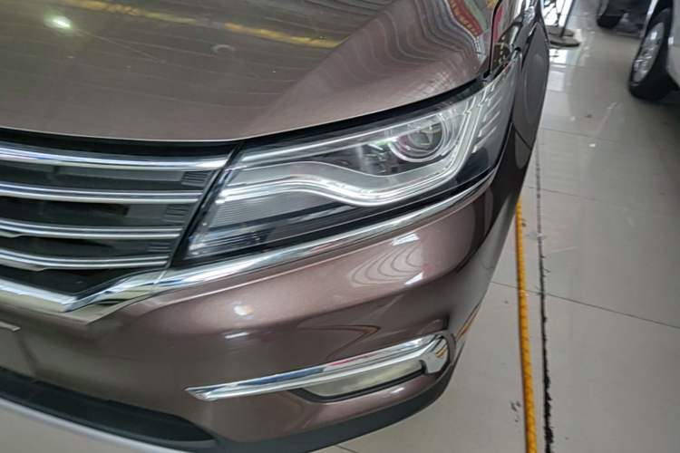 Used Roewe RX5 2016 30T Two-Wheel Drive Automatic Internet Smart Edition Left Front Headlight